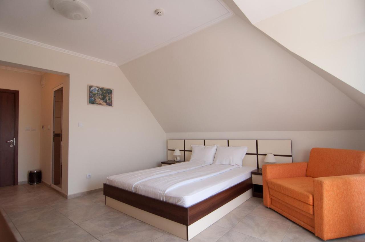 Guest House Hiora Ahtopol Luaran gambar