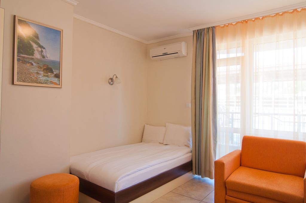Guest House Hiora Ahtopol Luaran gambar