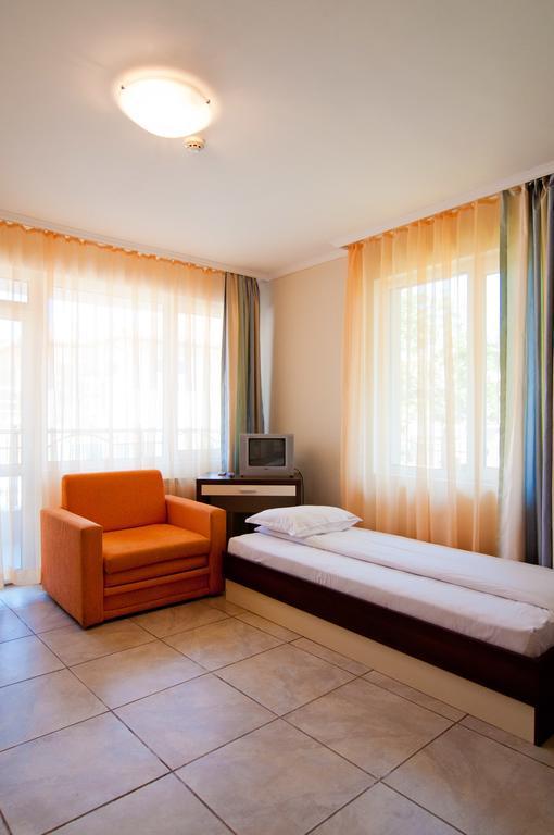 Guest House Hiora Ahtopol Luaran gambar