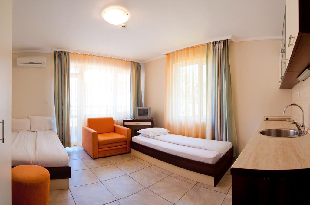 Guest House Hiora Ahtopol Luaran gambar