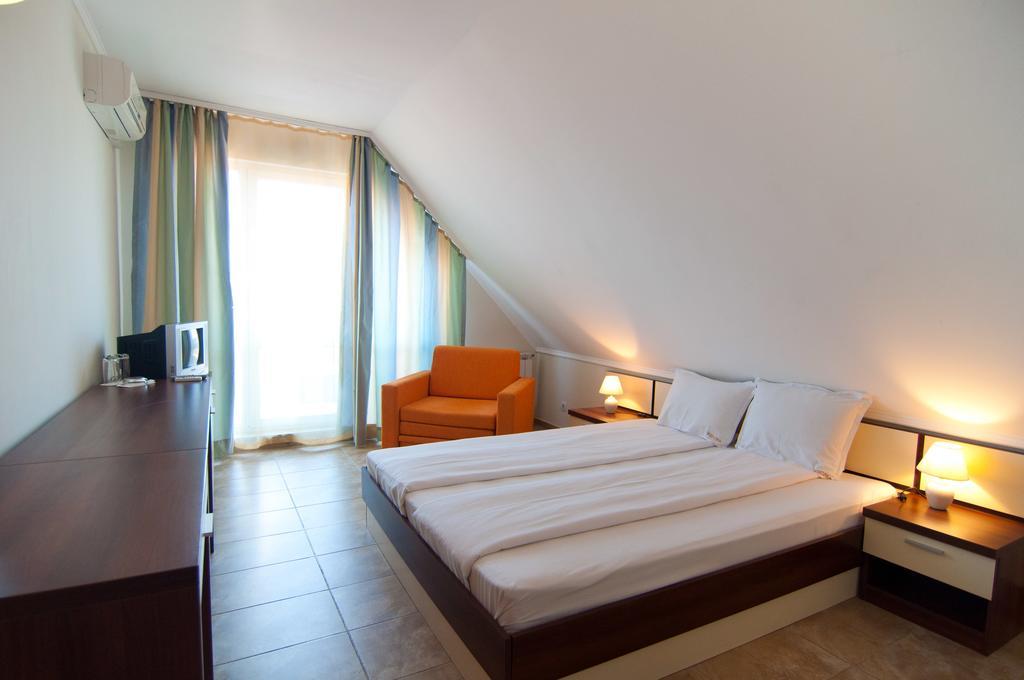 Guest House Hiora Ahtopol Luaran gambar