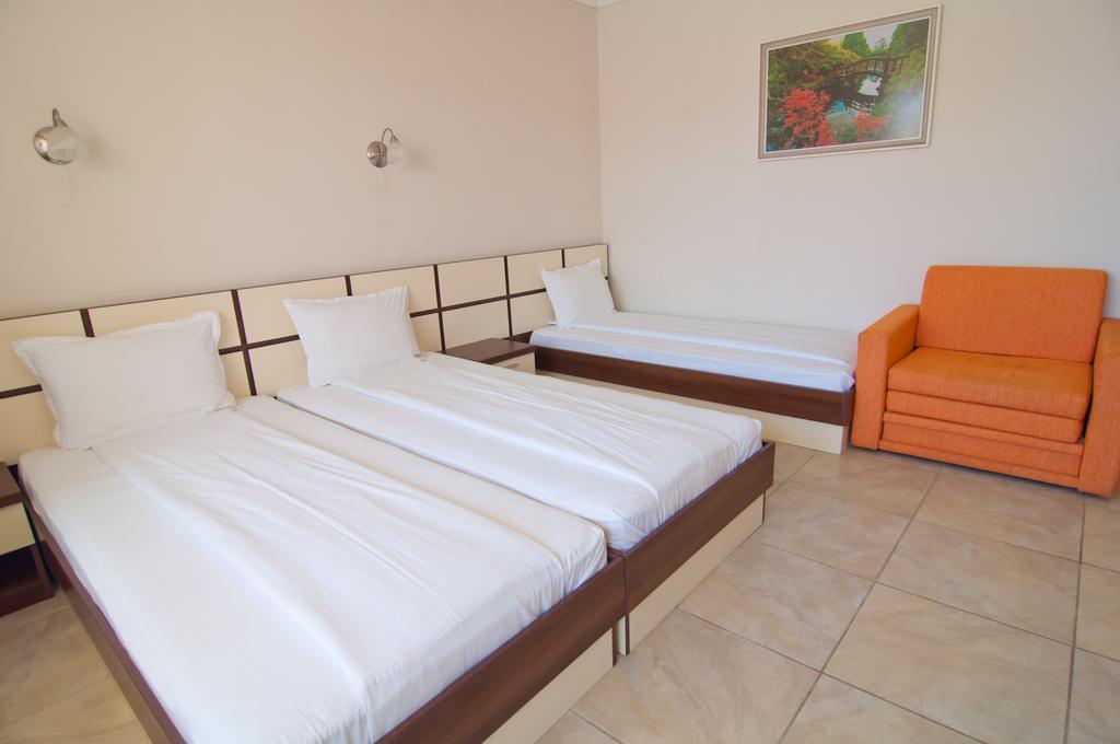 Guest House Hiora Ahtopol Luaran gambar