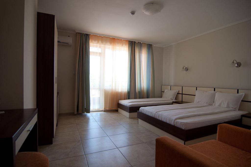 Guest House Hiora Ahtopol Luaran gambar